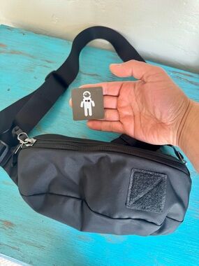 Evergoods Civic Sling 2L Black Men's Crossbody Sling Bag Minimal Everyday Carry